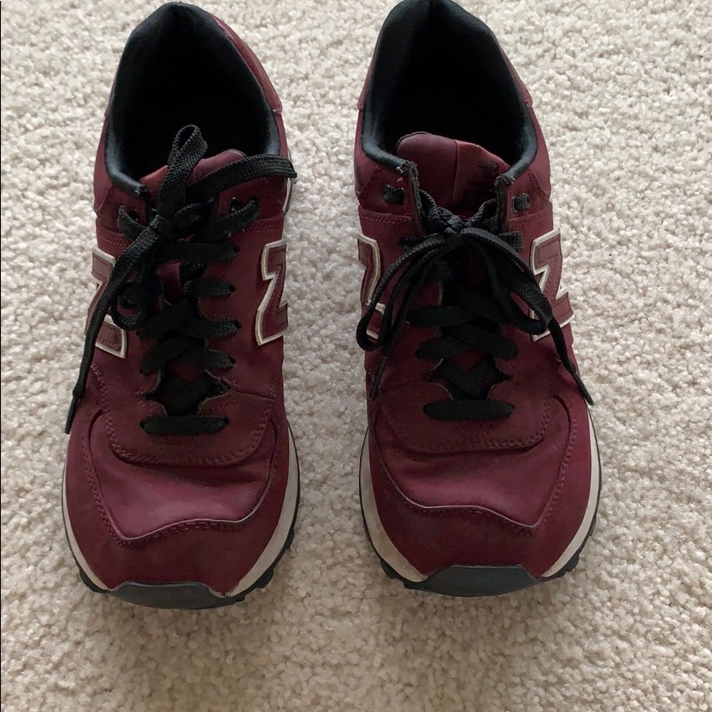 New Balance 574 maroon